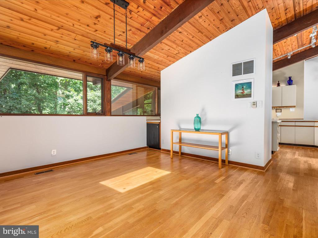 1749 DRESSAGE DRIVE