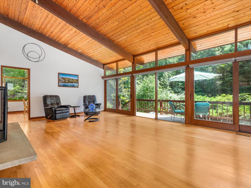 1749 DRESSAGE DRIVE