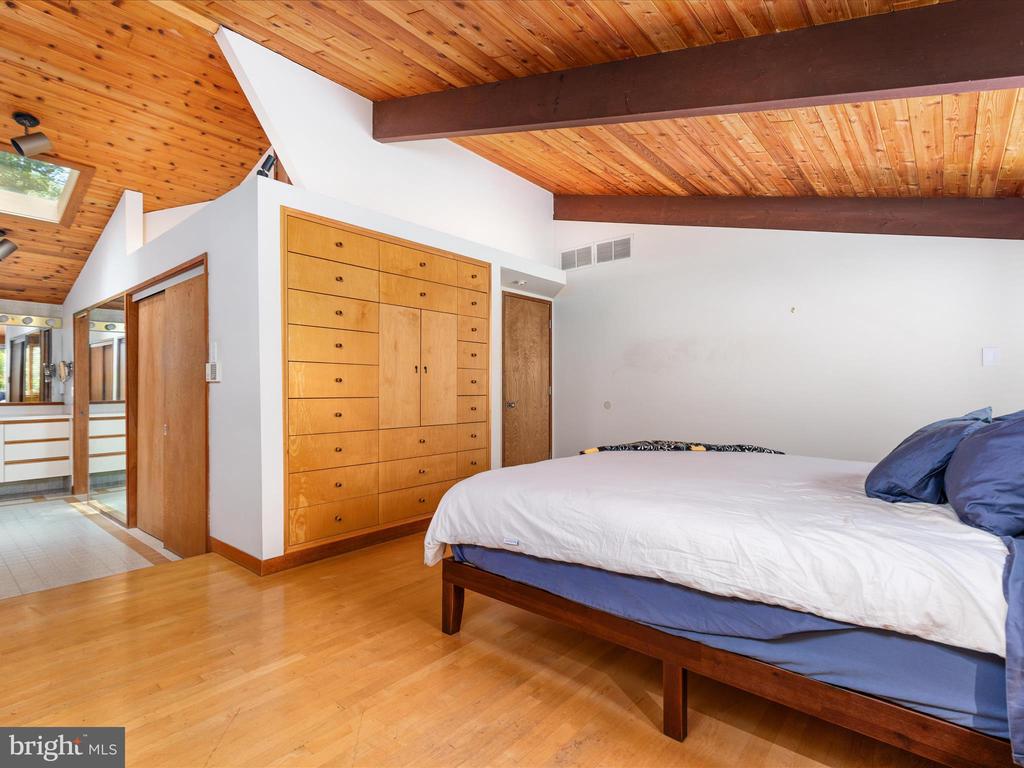 1749 DRESSAGE DRIVE