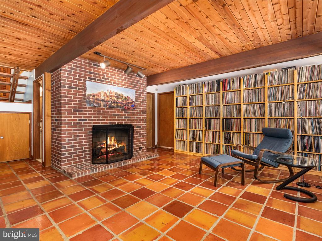 1749 DRESSAGE DRIVE