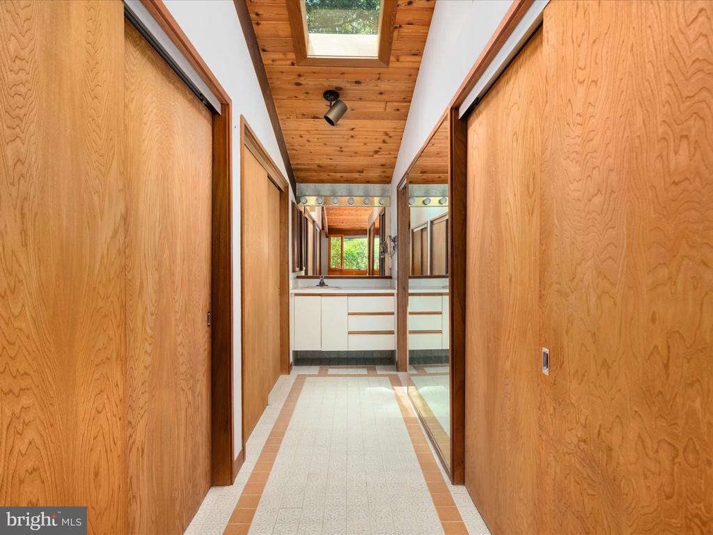 1749 DRESSAGE DRIVE