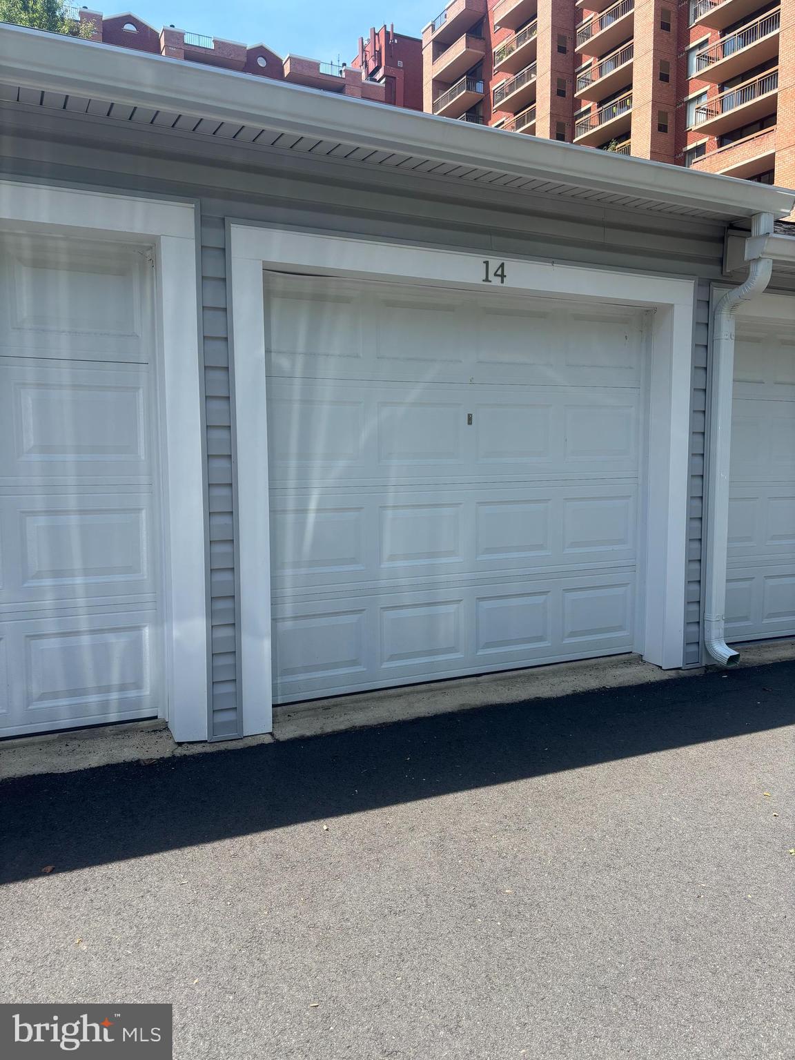 2230 George C Marshall Dr #1127