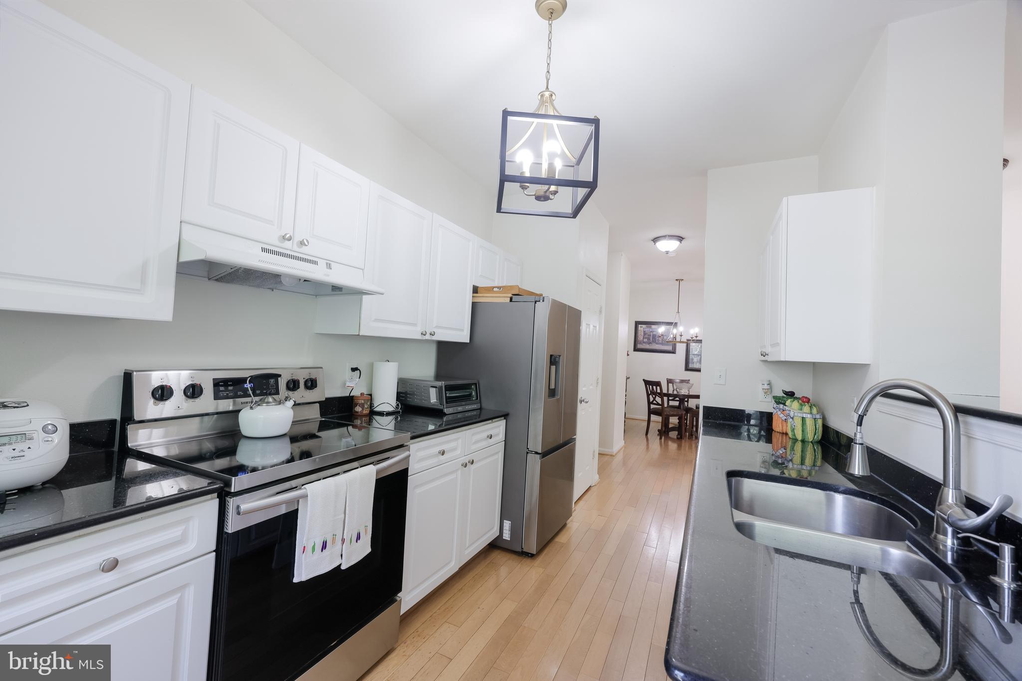 8073 NICOSH CIRCLE LANE 53