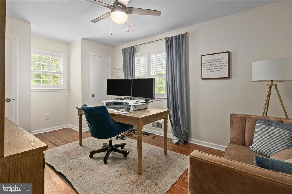 3115 LITTLE CREEK LANE