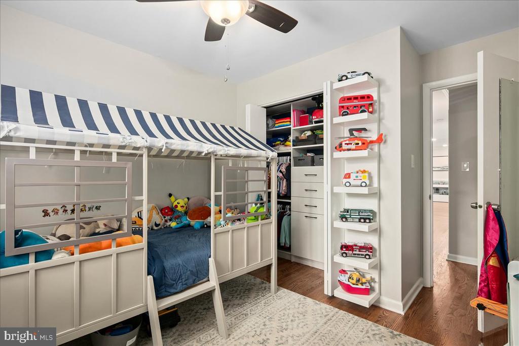 3115 LITTLE CREEK LANE
