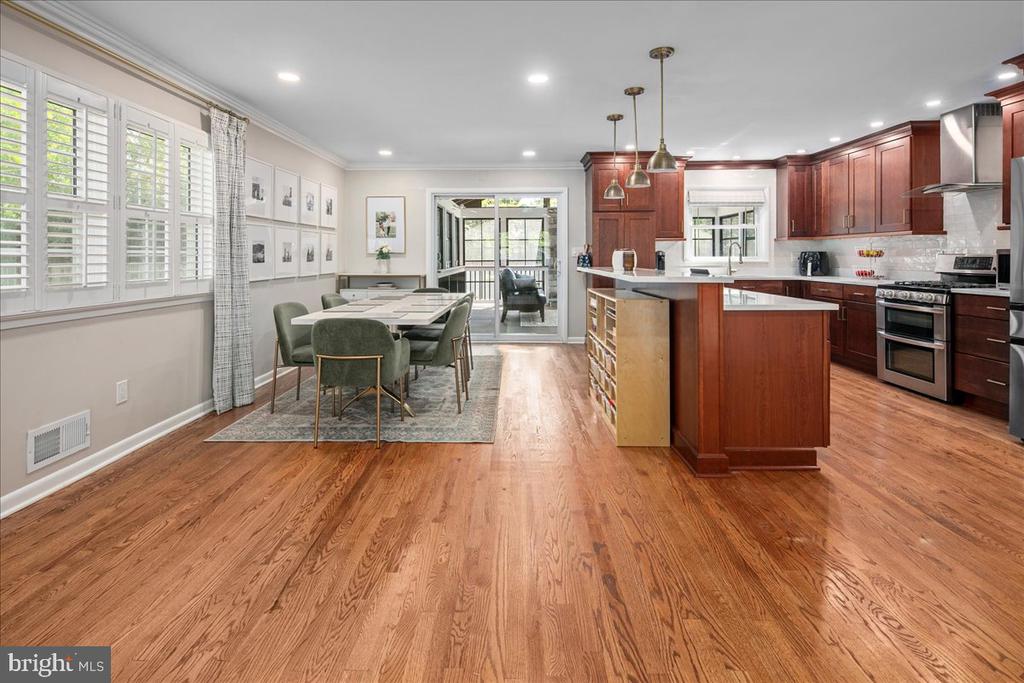 3115 LITTLE CREEK LANE