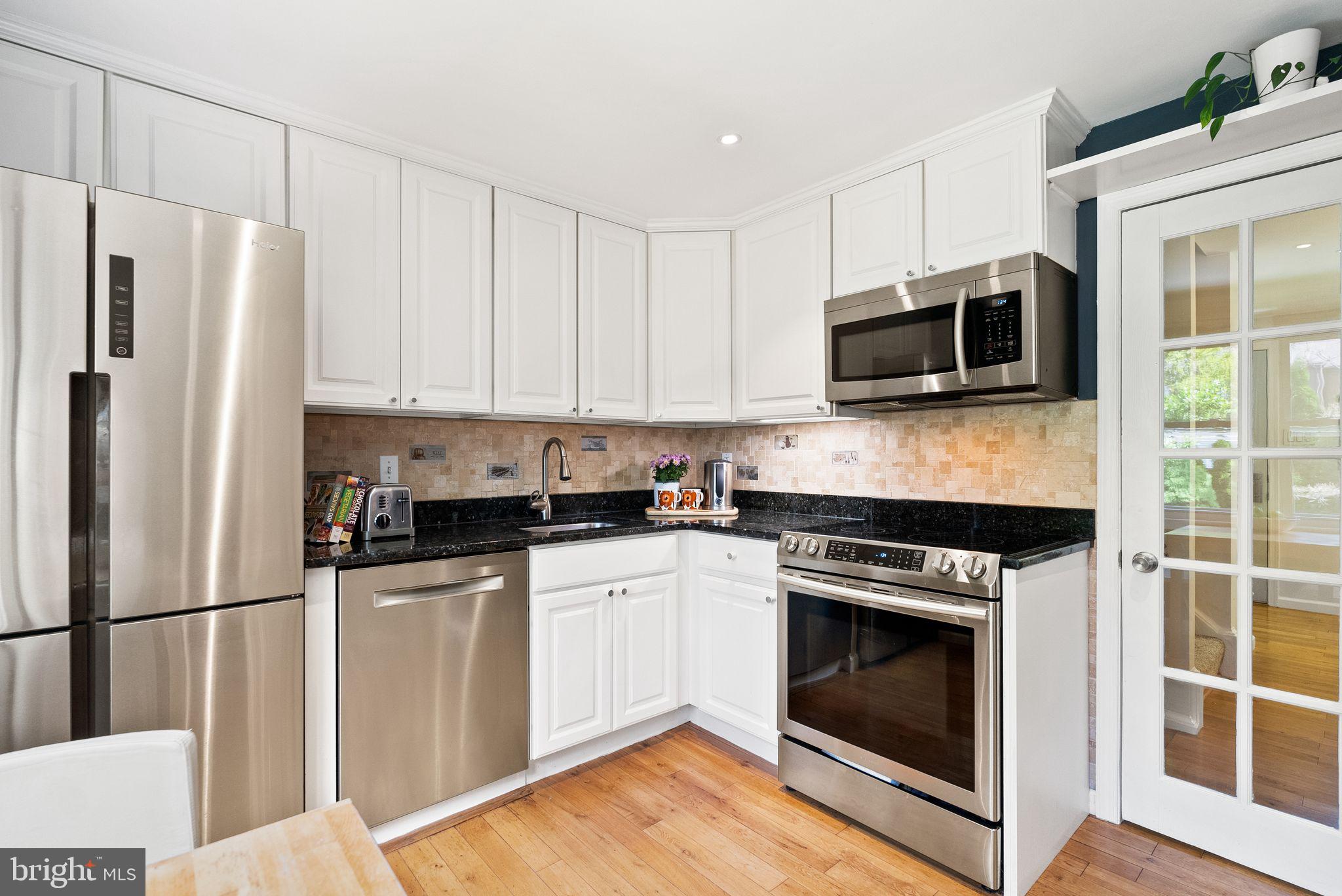 3138 ELLENWOOD DRIVE