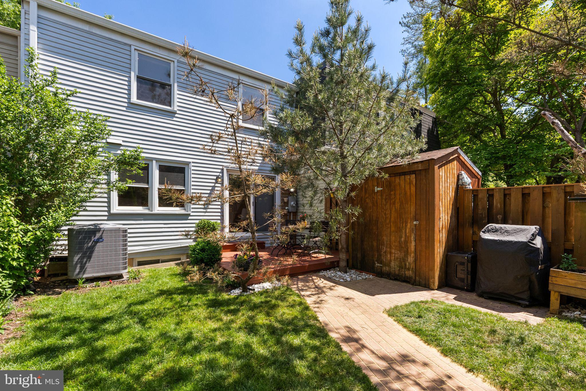 3138 ELLENWOOD DRIVE