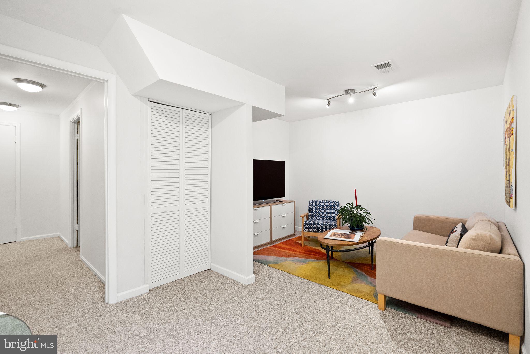 3138 ELLENWOOD DRIVE