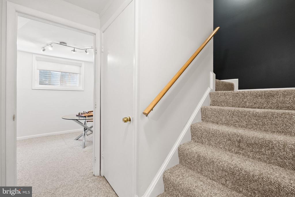 3138 ELLENWOOD DRIVE