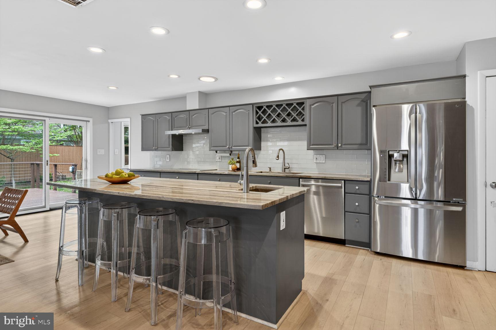 6409 OLD DOMINION DRIVE