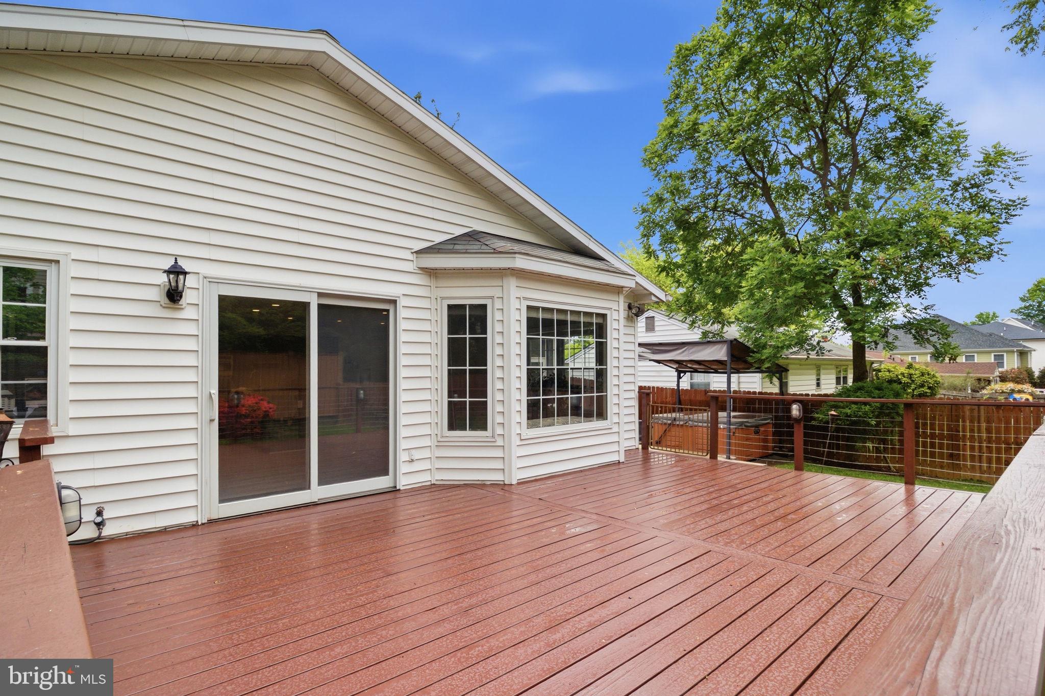 6409 OLD DOMINION DRIVE