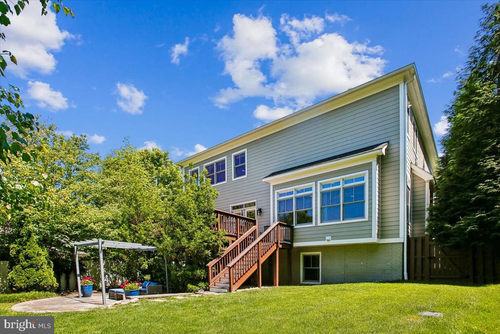 2134 EMILYS LANE