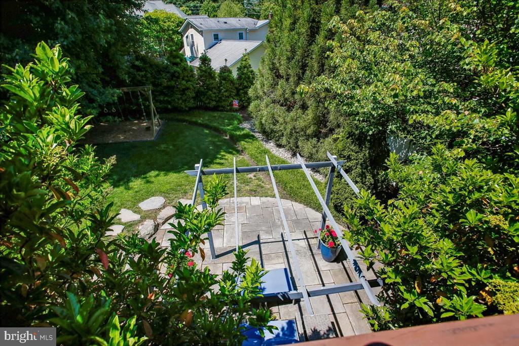 2134 EMILYS LANE
