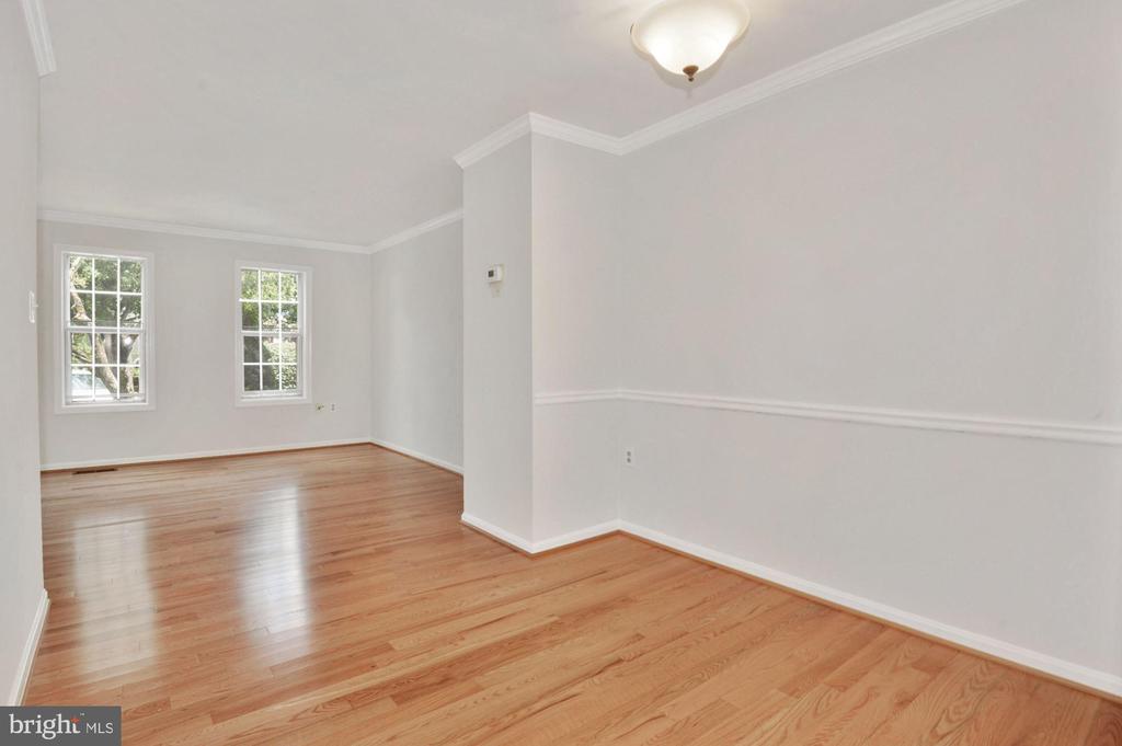 11951 SENTINEL POINT COURT