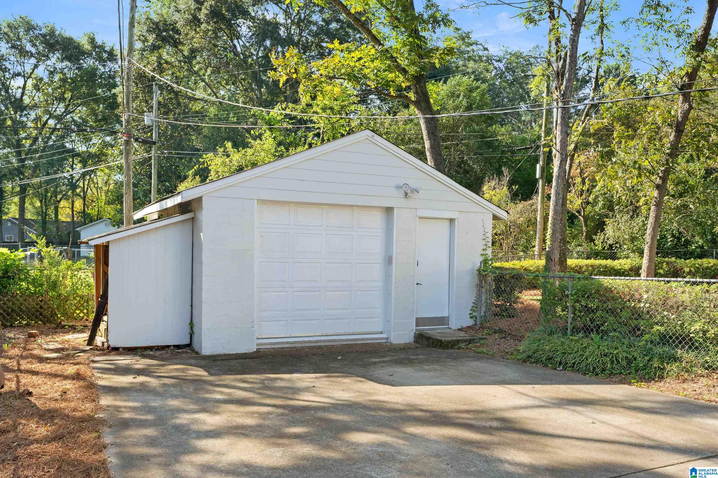 403 HAGOOD STREET
