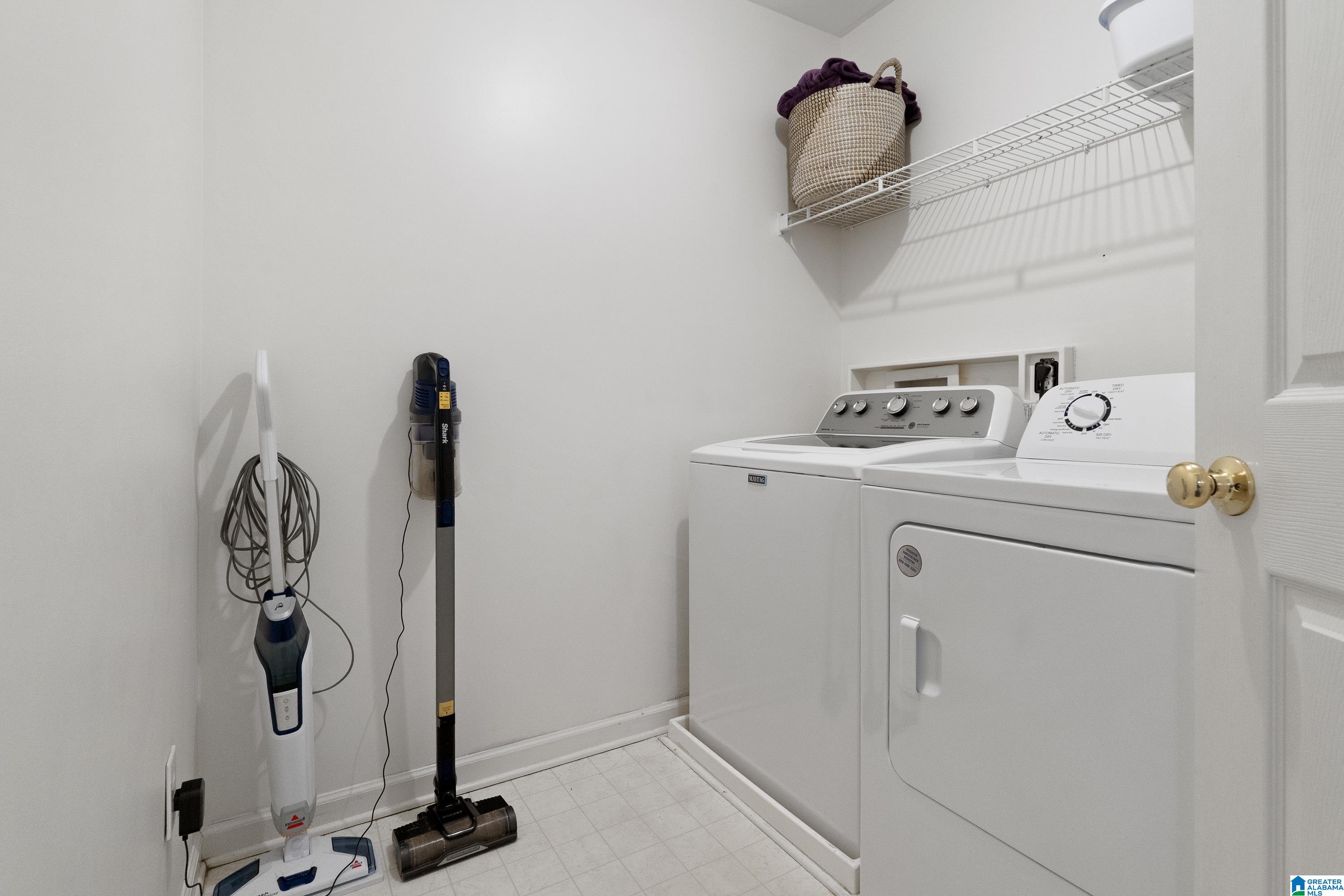 551 FIELDSTONE DRIVE