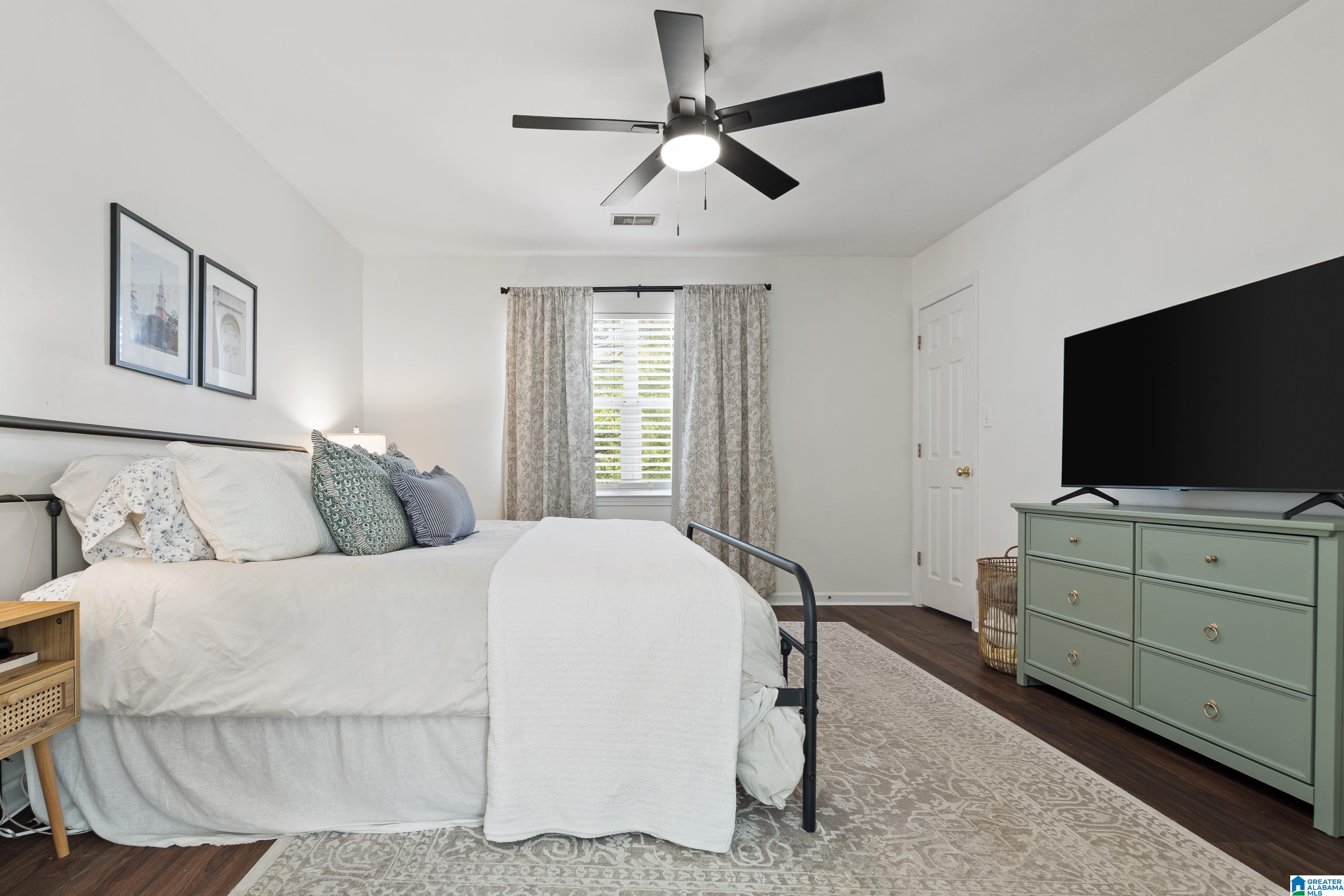 551 FIELDSTONE DRIVE