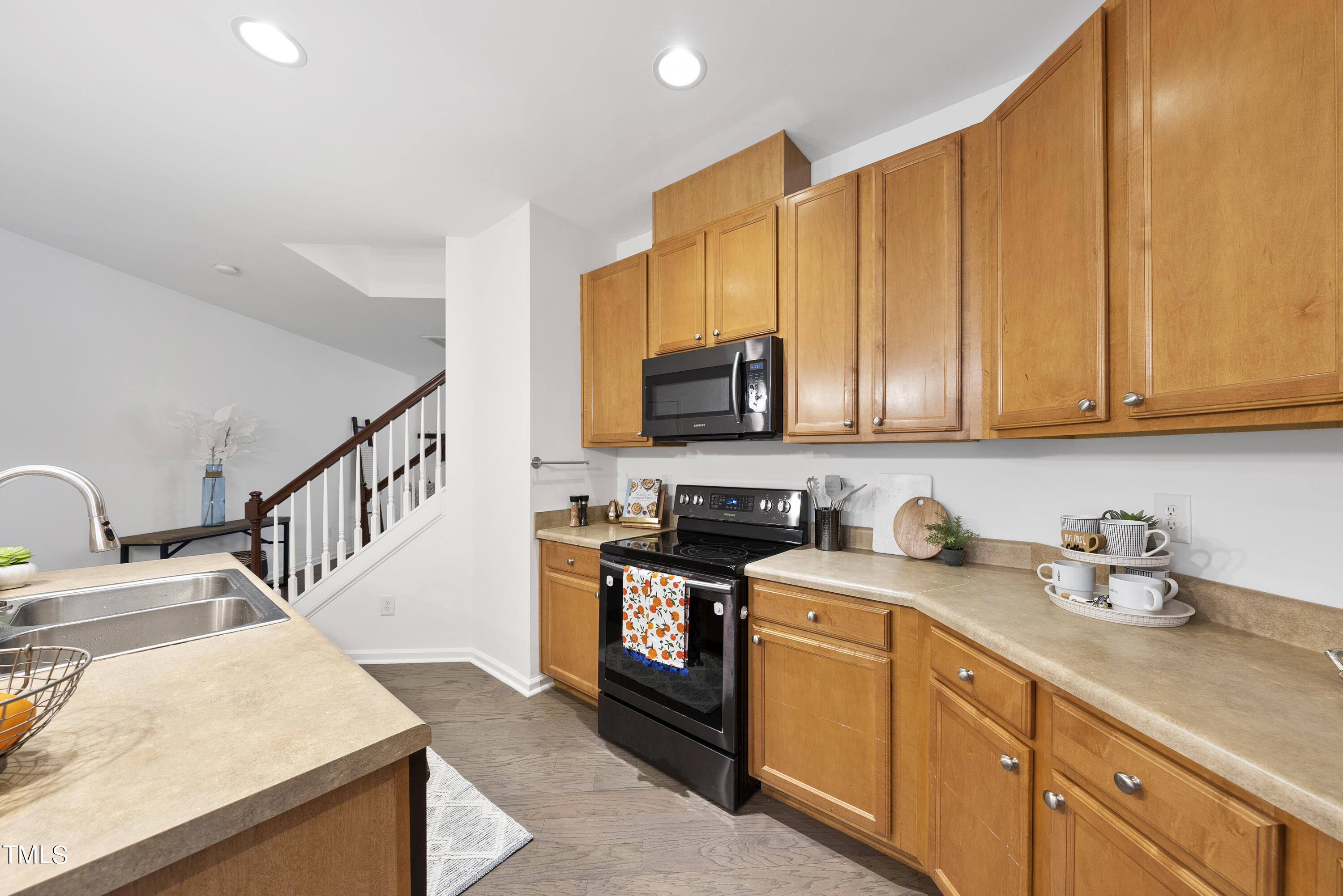 554 Abbey Fields Loop