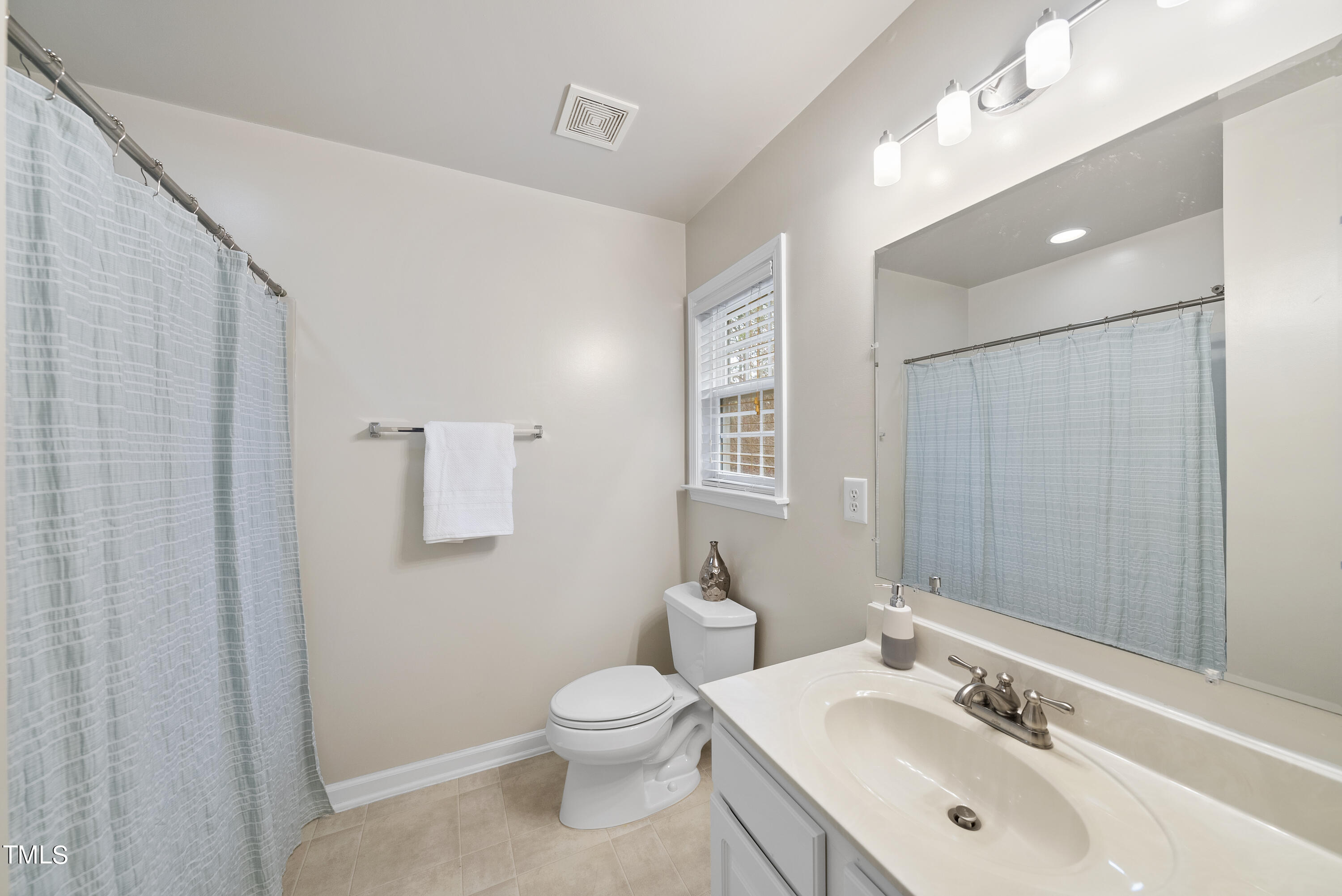 554 Abbey Fields Loop