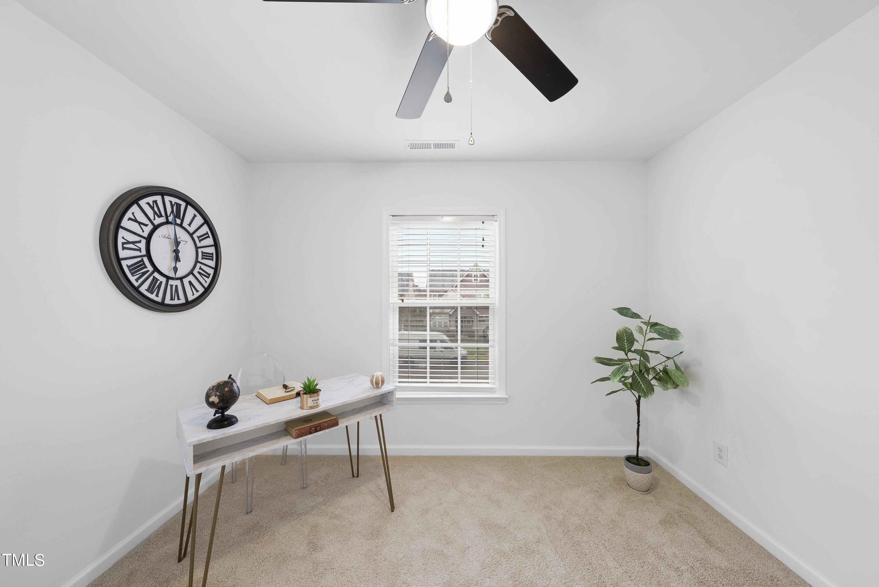 554 Abbey Fields Loop