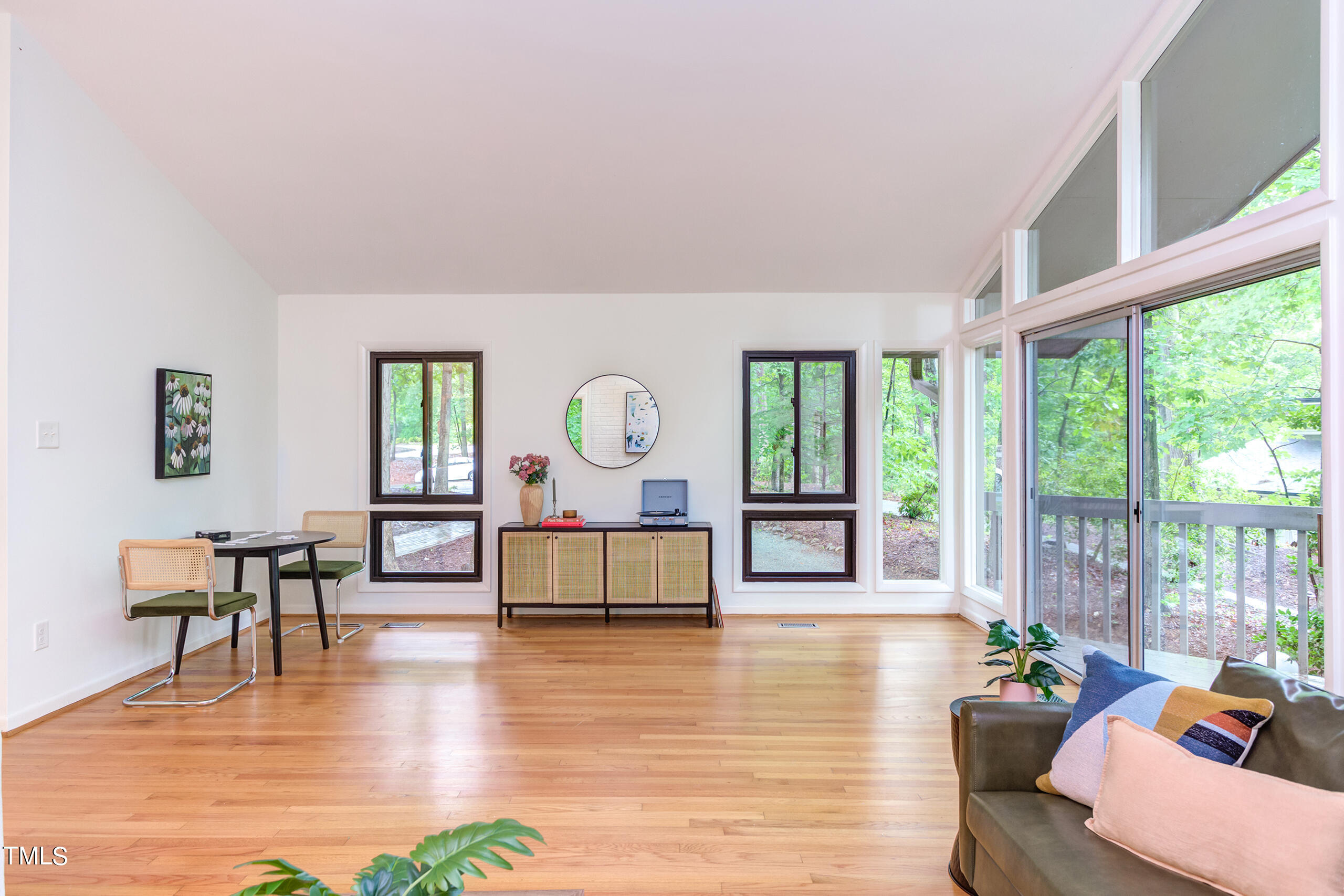 616 Beech Tree Court