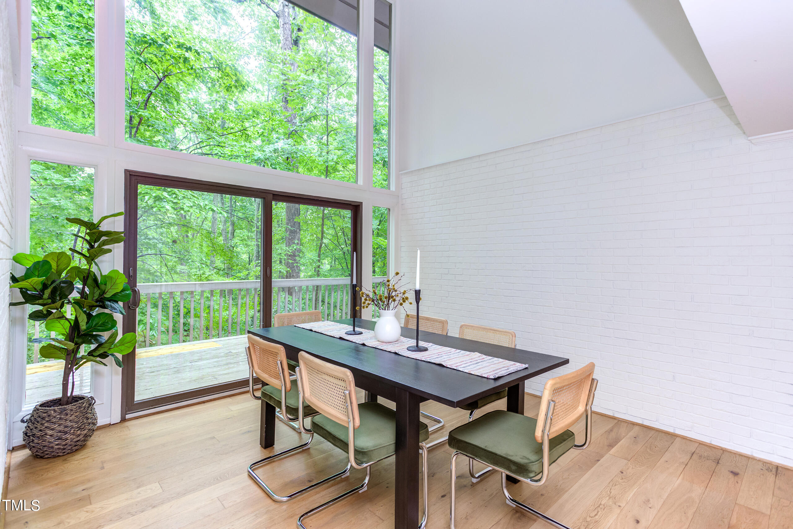 616 Beech Tree Court