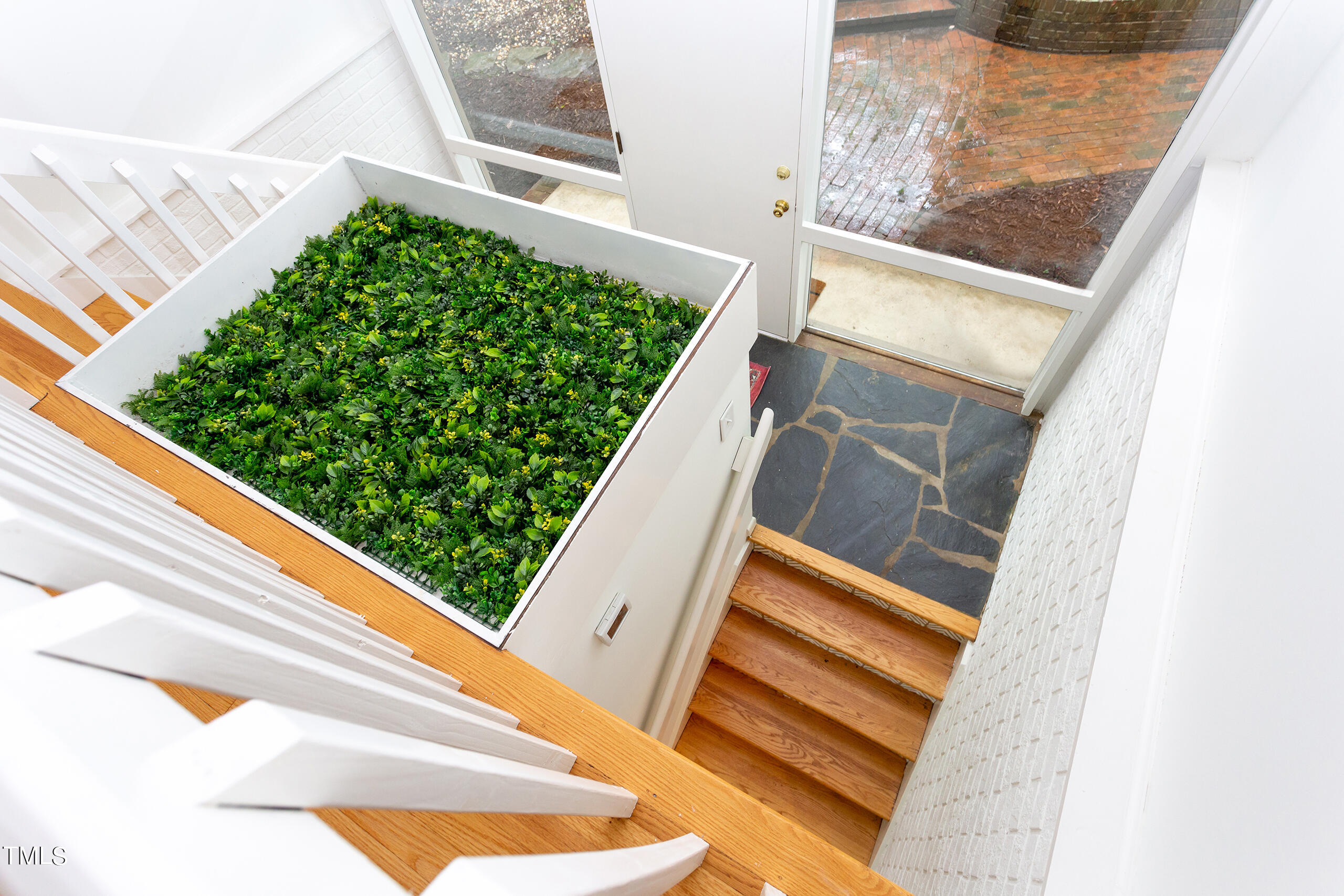 616 Beech Tree Court