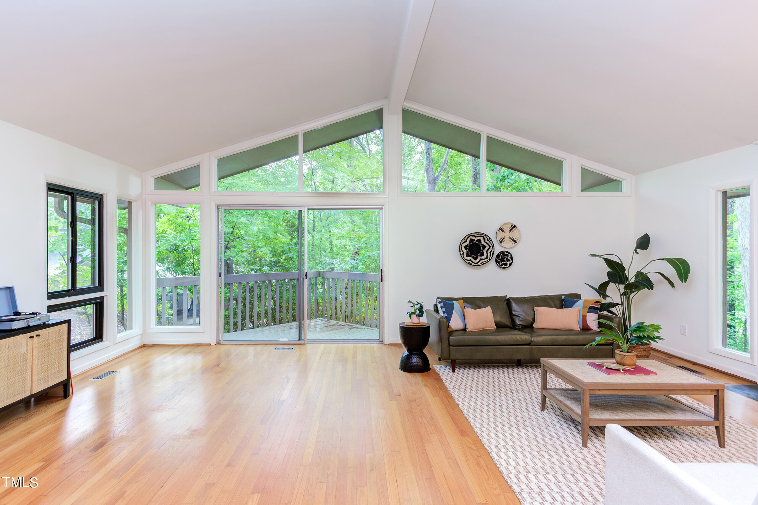 616 Beech Tree Court