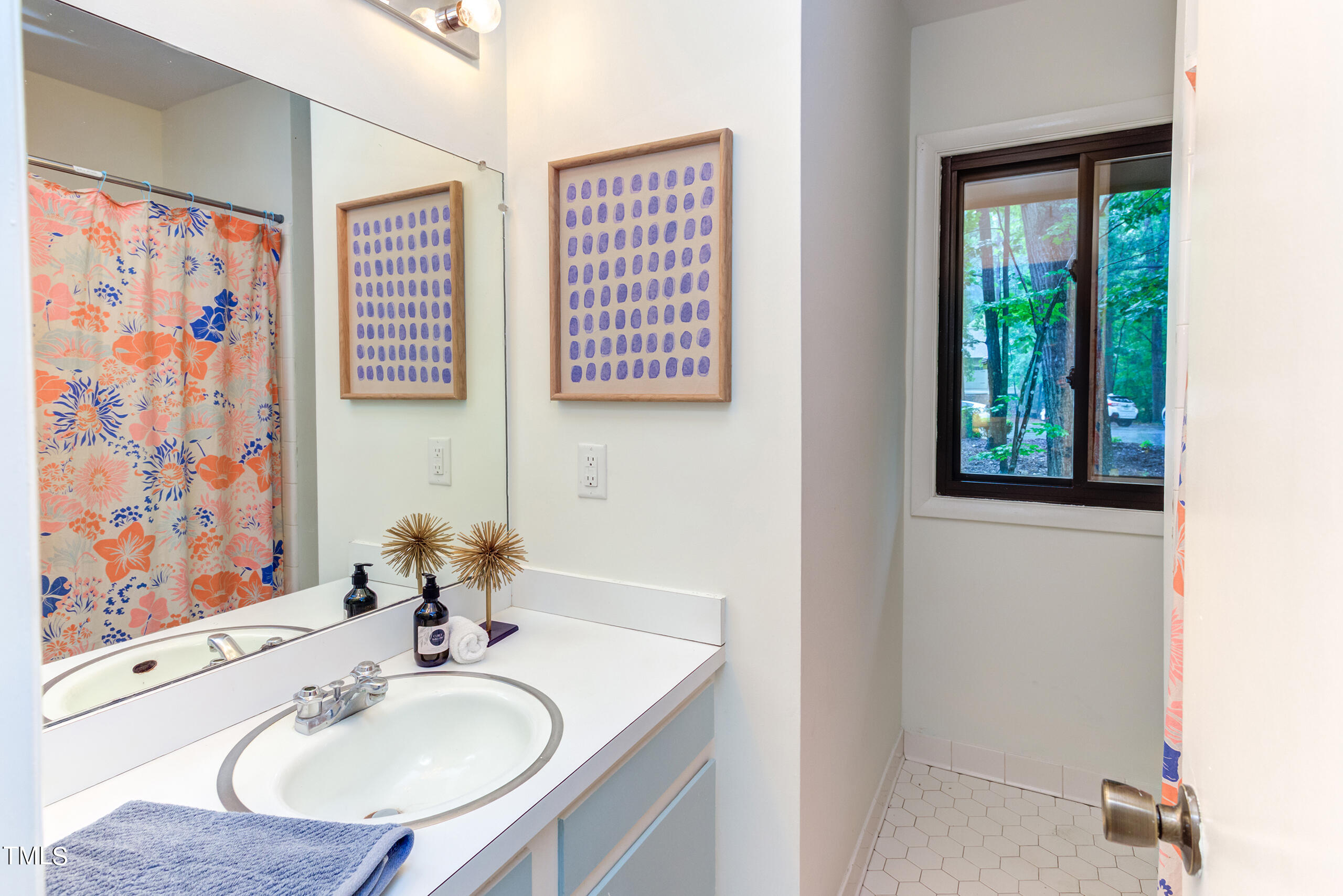 616 Beech Tree Court