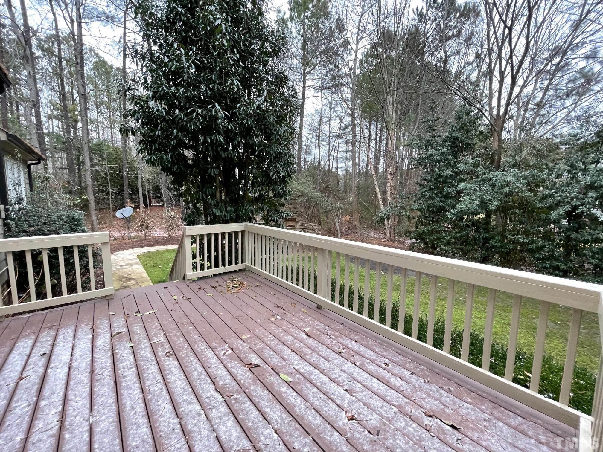 3305 Rockland Ridge Drive