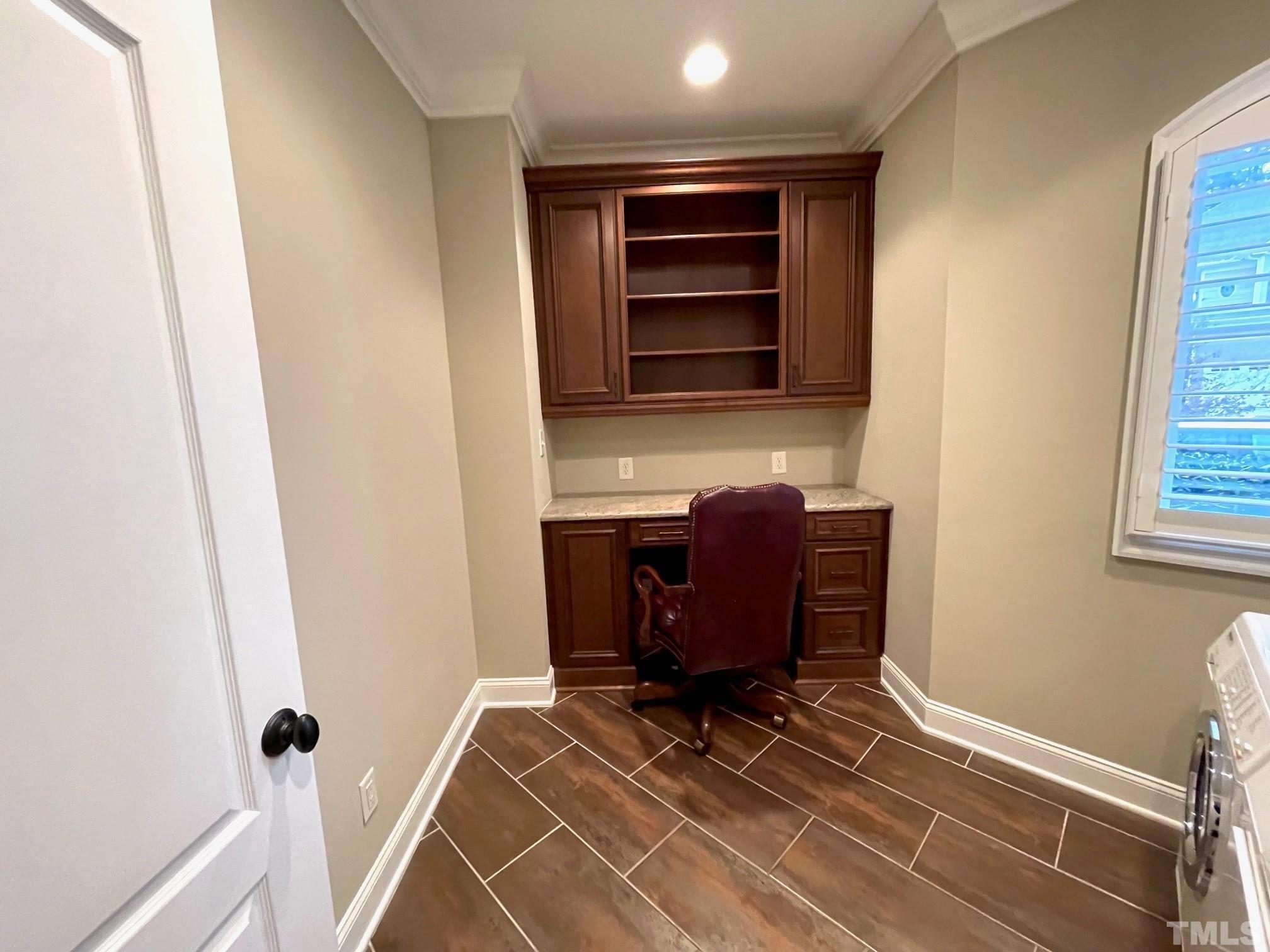 3305 Rockland Ridge Drive