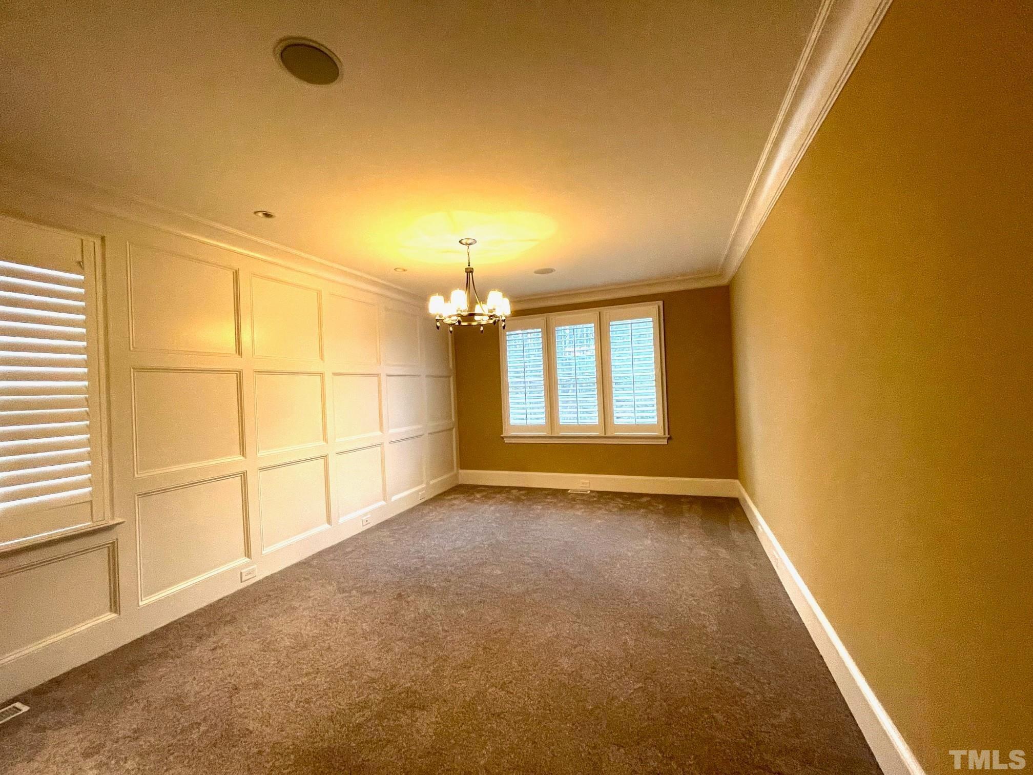 3305 Rockland Ridge Drive