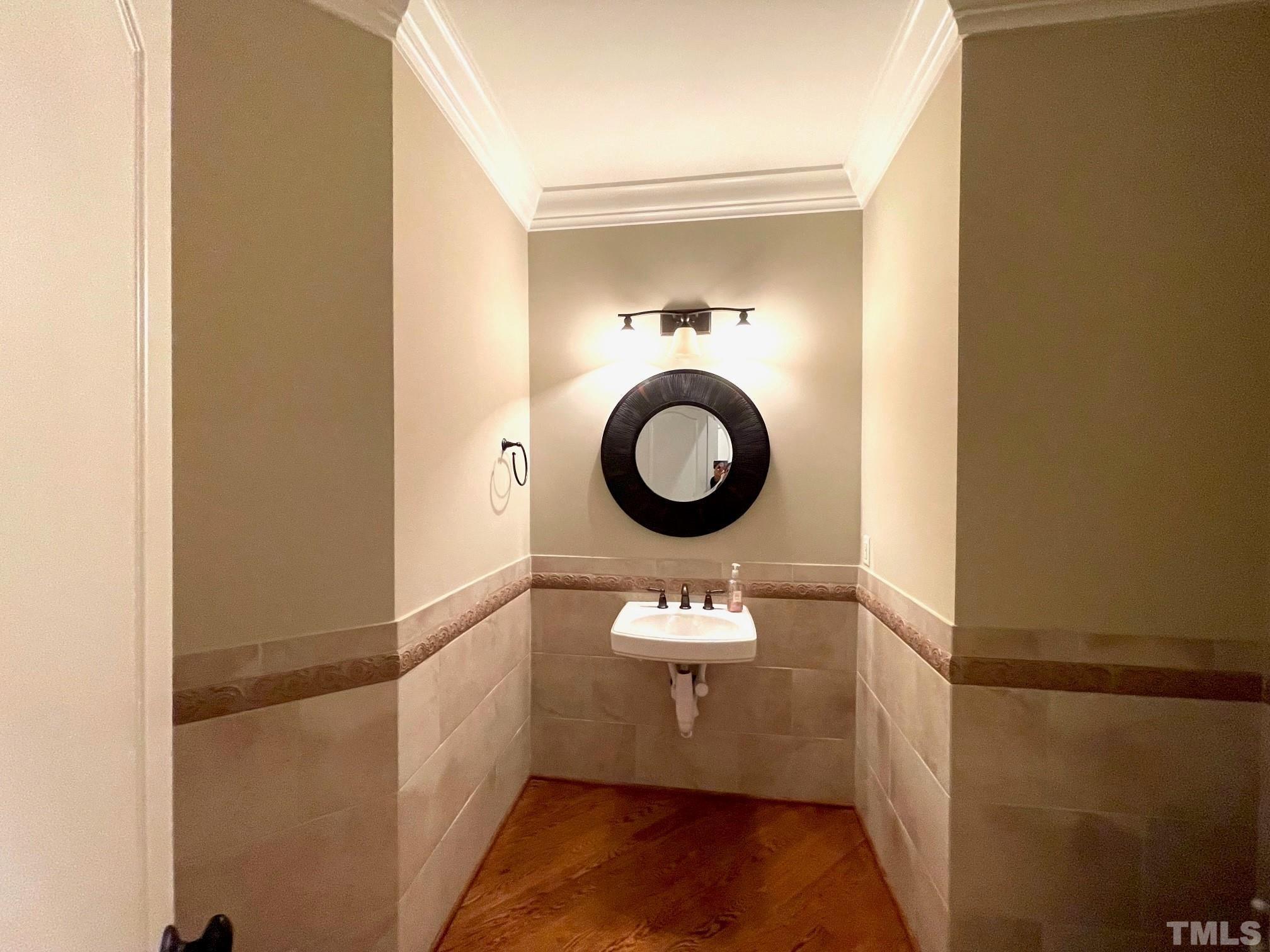 3305 Rockland Ridge Drive