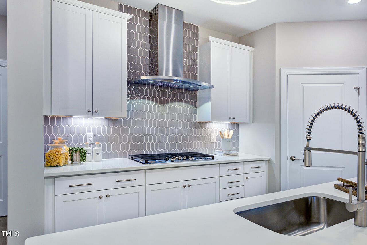 732 Heathered Farm Way