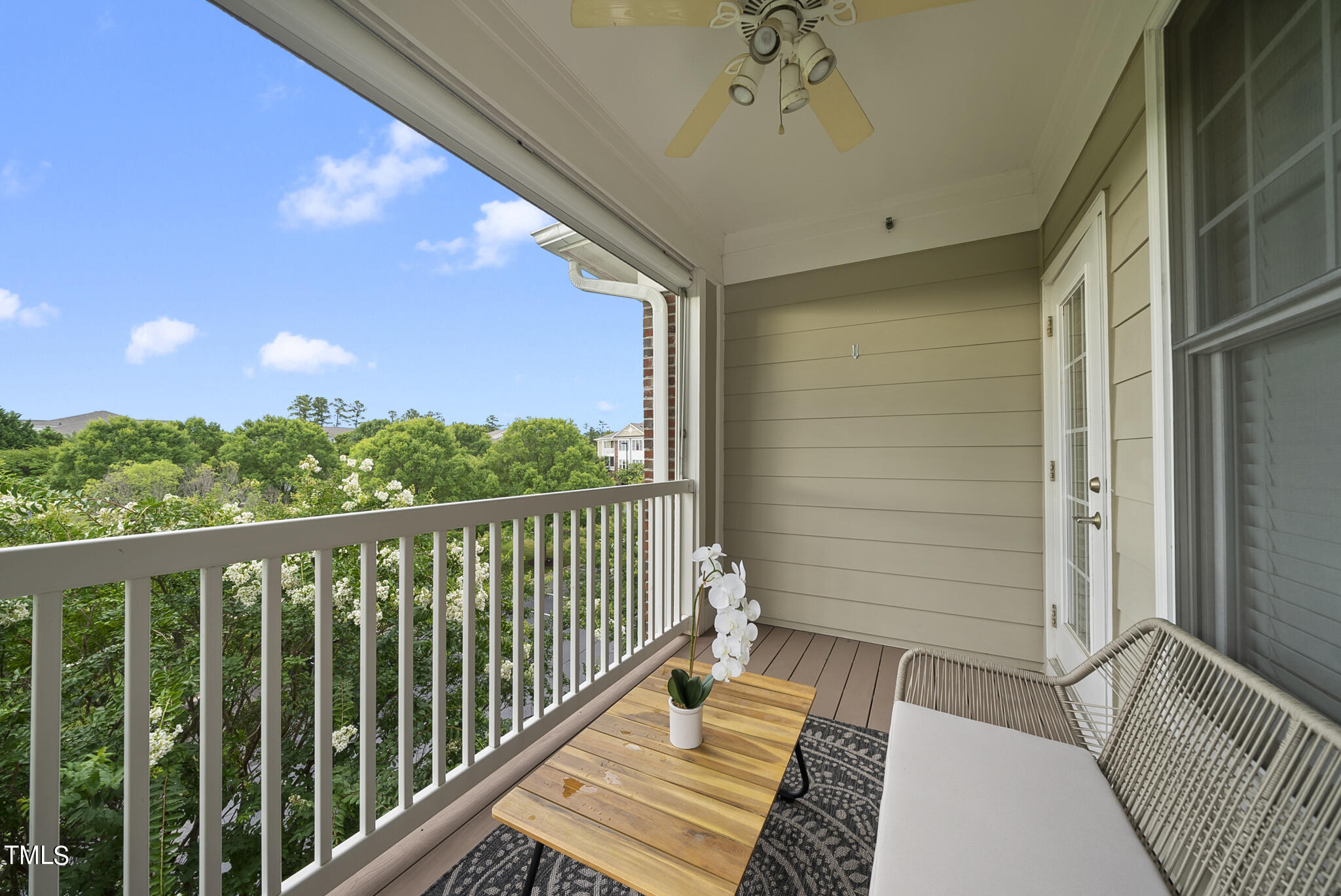 526 Waterford Lake Drive