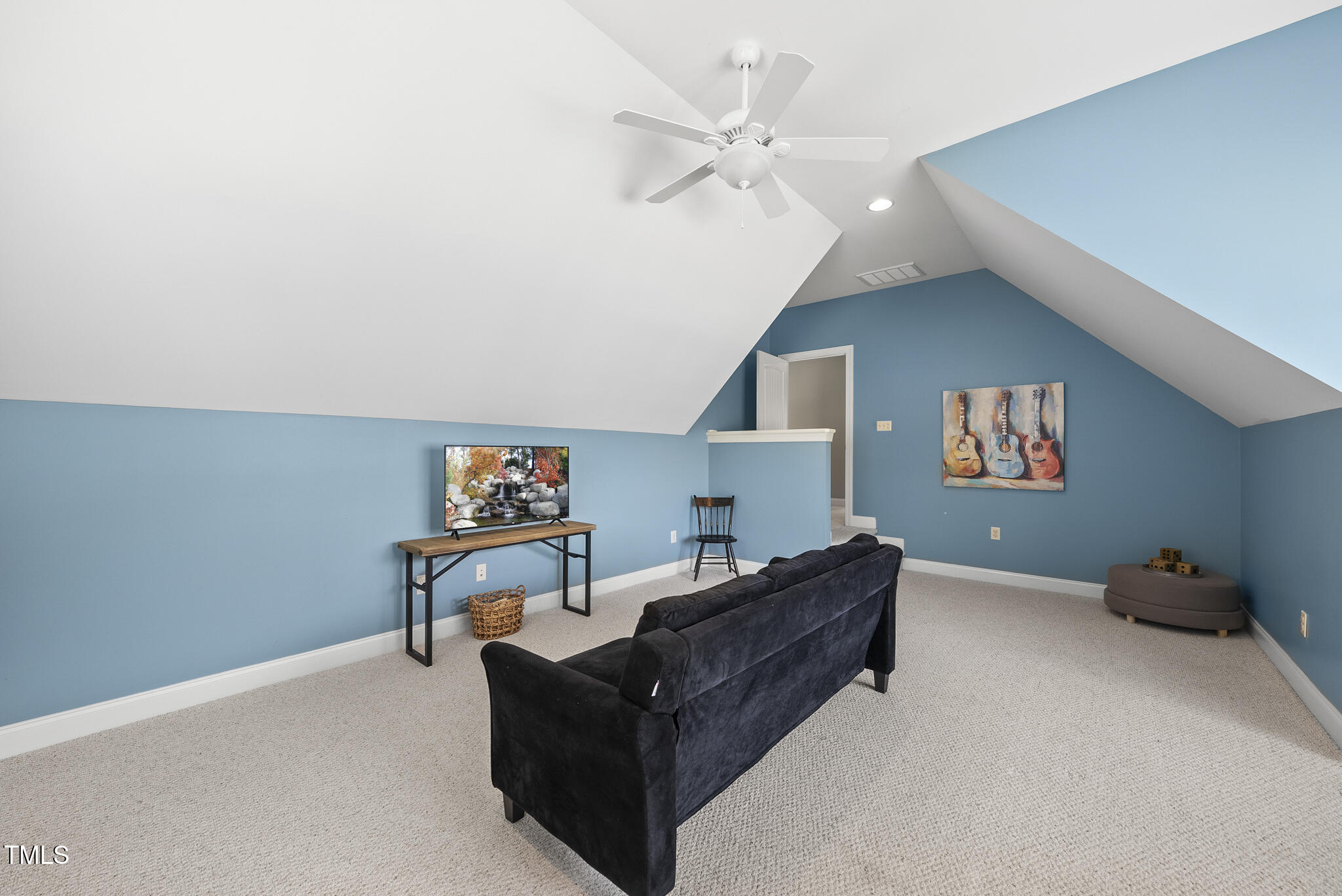 401 Clingstone Court