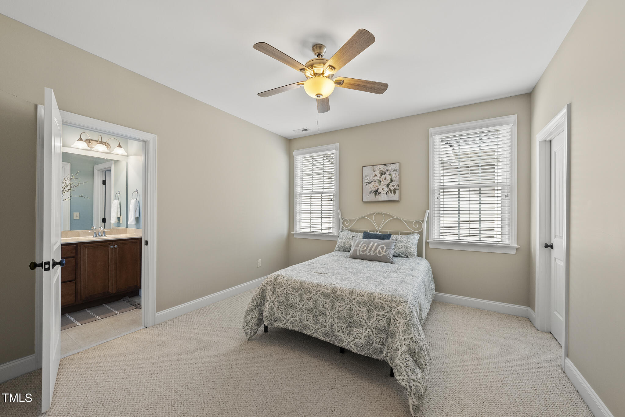 401 Clingstone Court