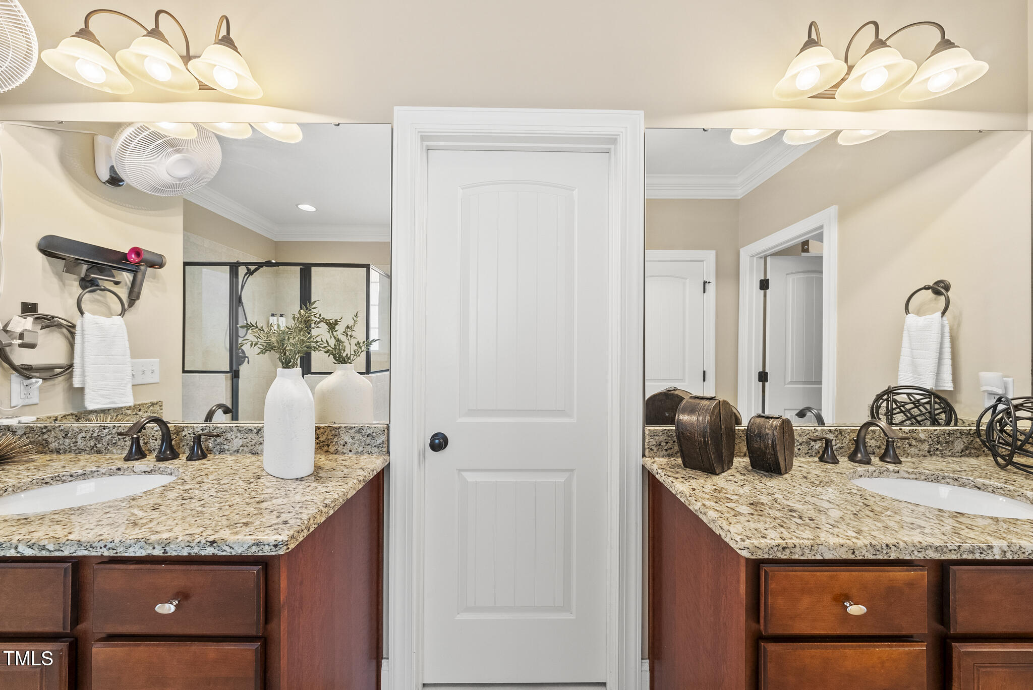 401 Clingstone Court