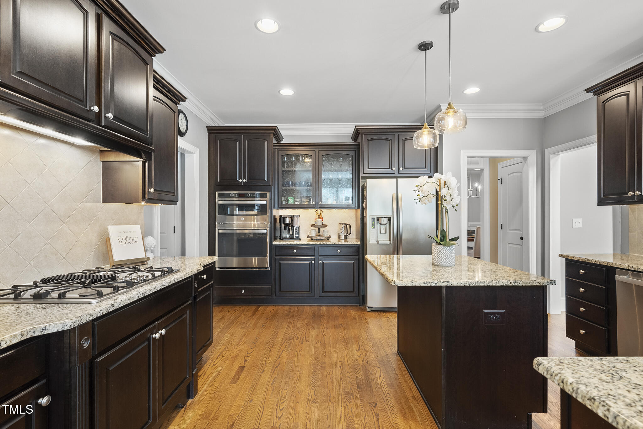 401 Clingstone Court