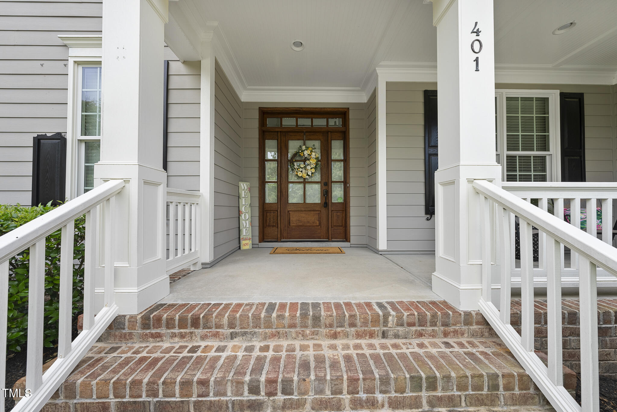 401 Clingstone Court