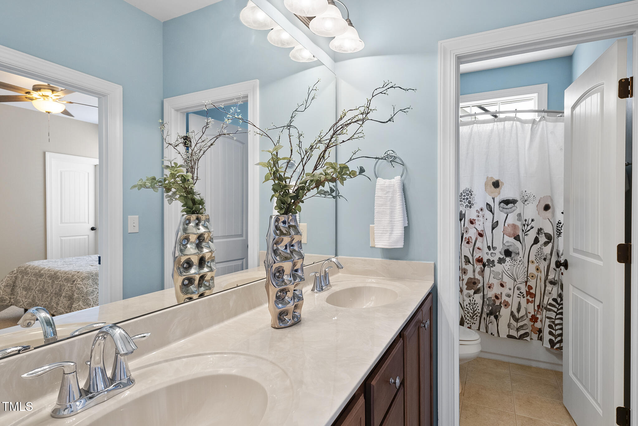 401 Clingstone Court