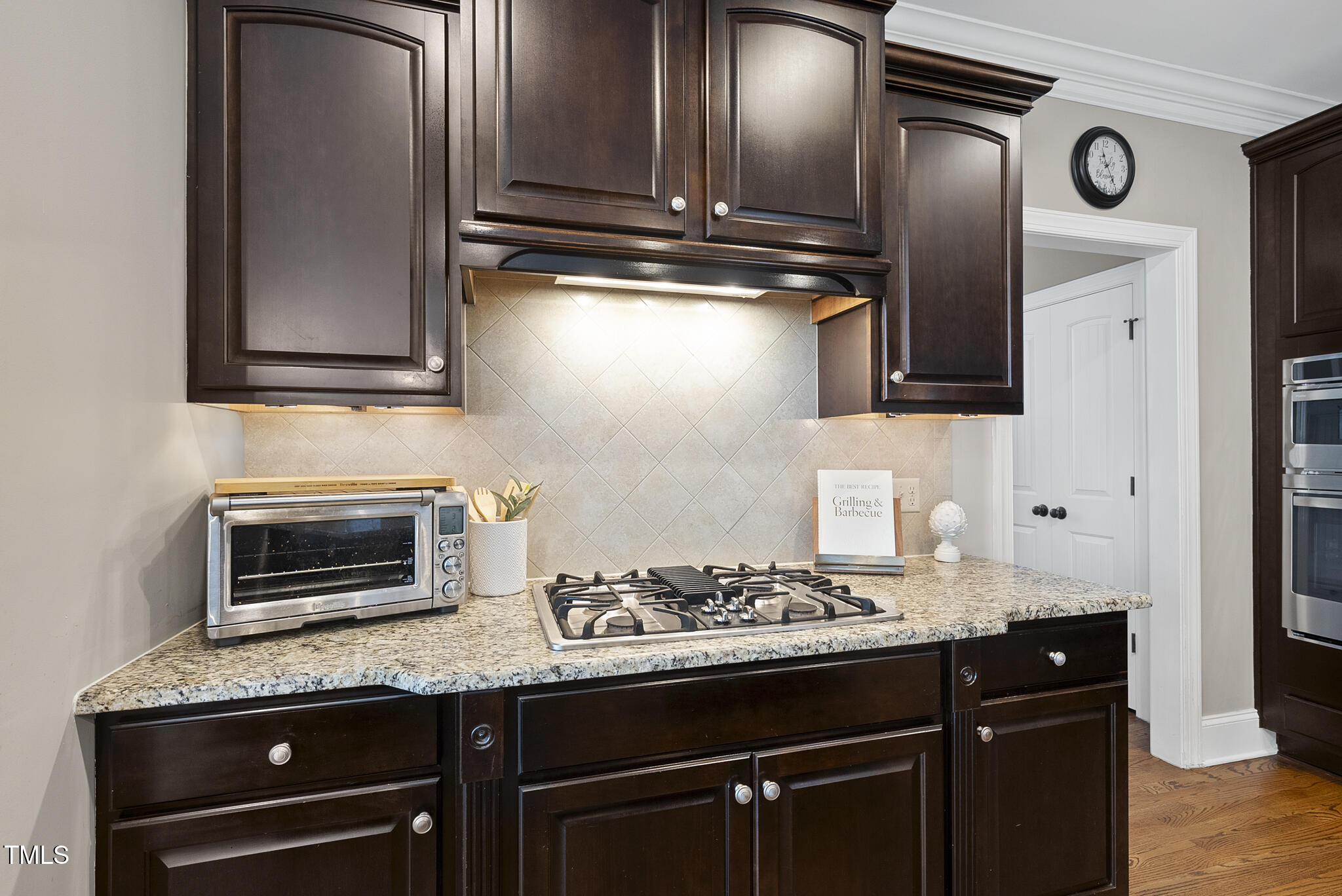 401 Clingstone Court