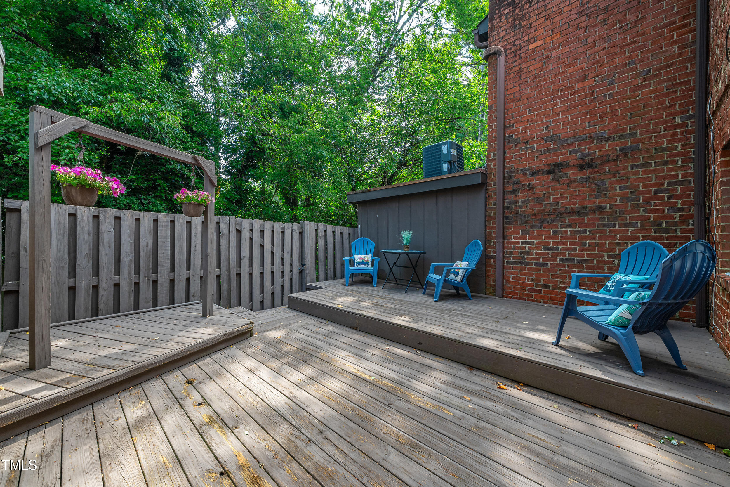 1220 Manassas Court # B