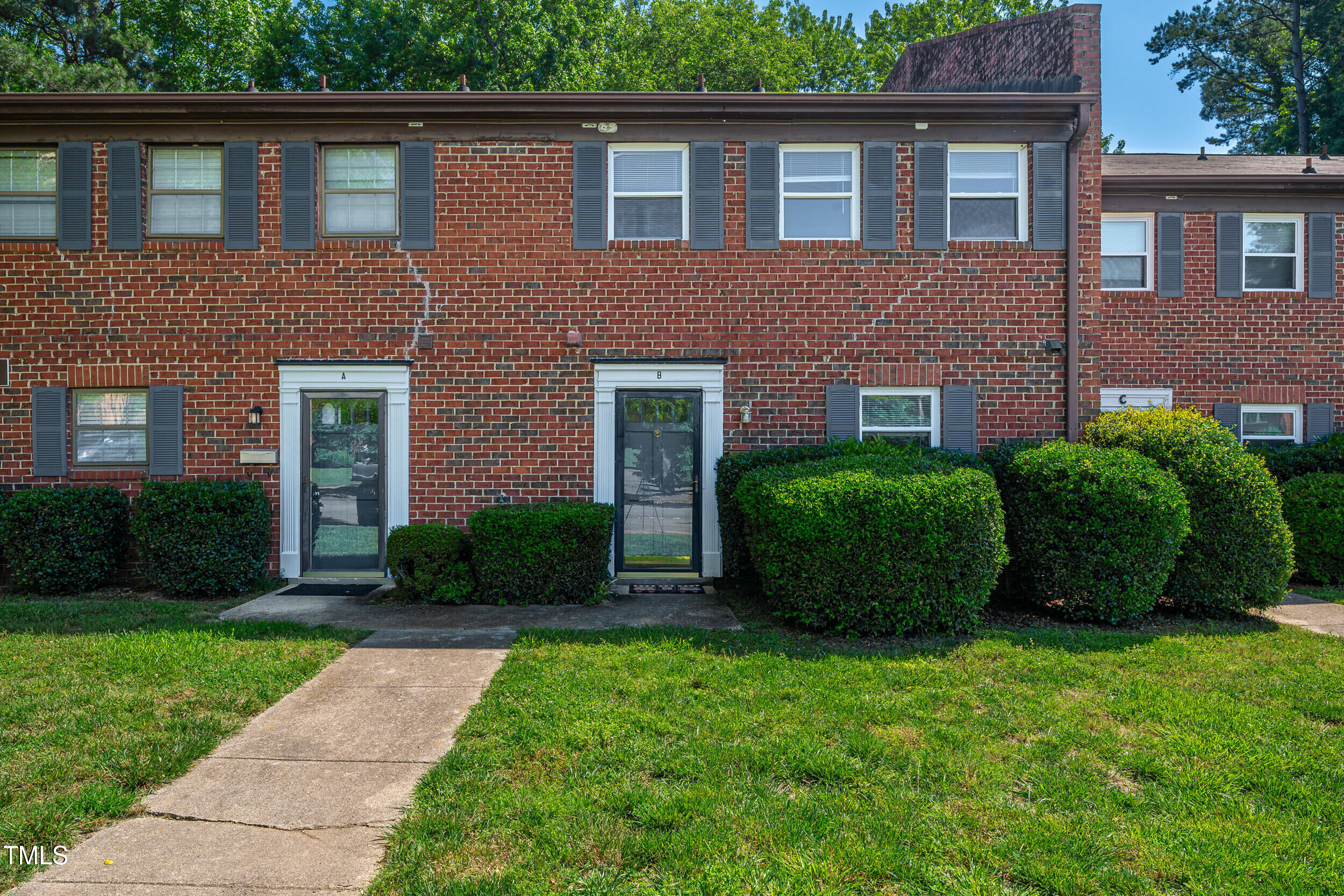 1220 Manassas Court # B