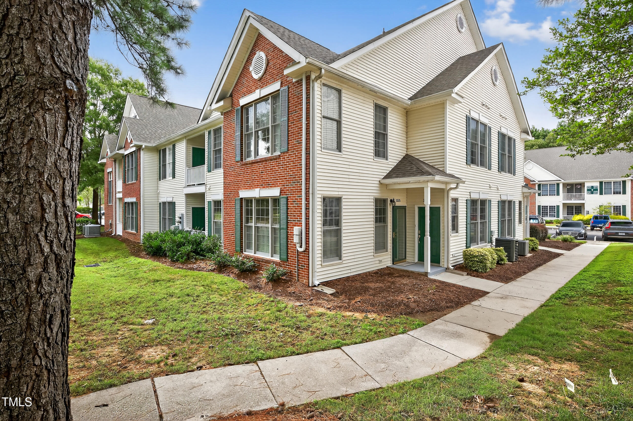 2213 Kudrow Lane