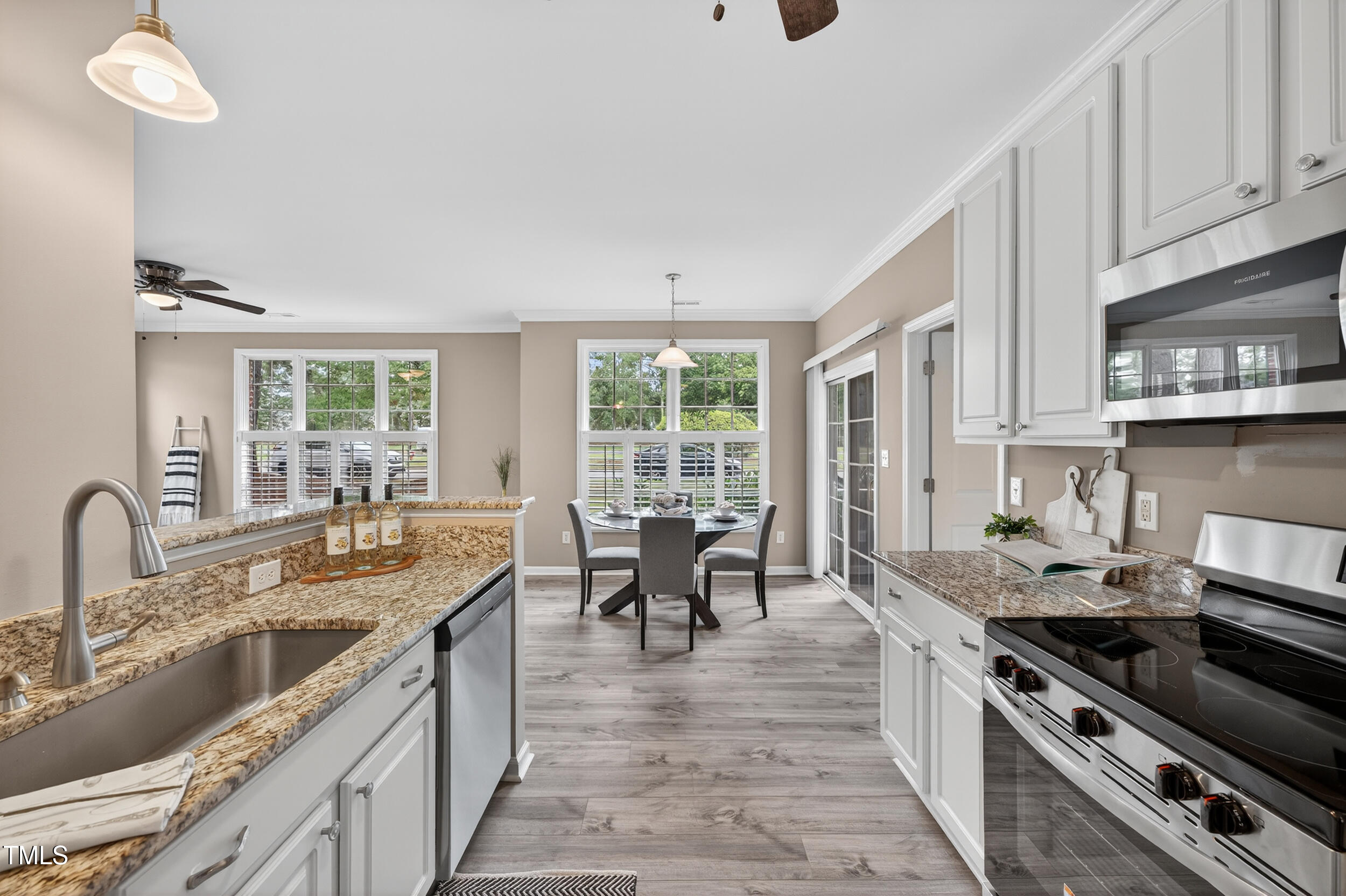 2213 Kudrow Lane