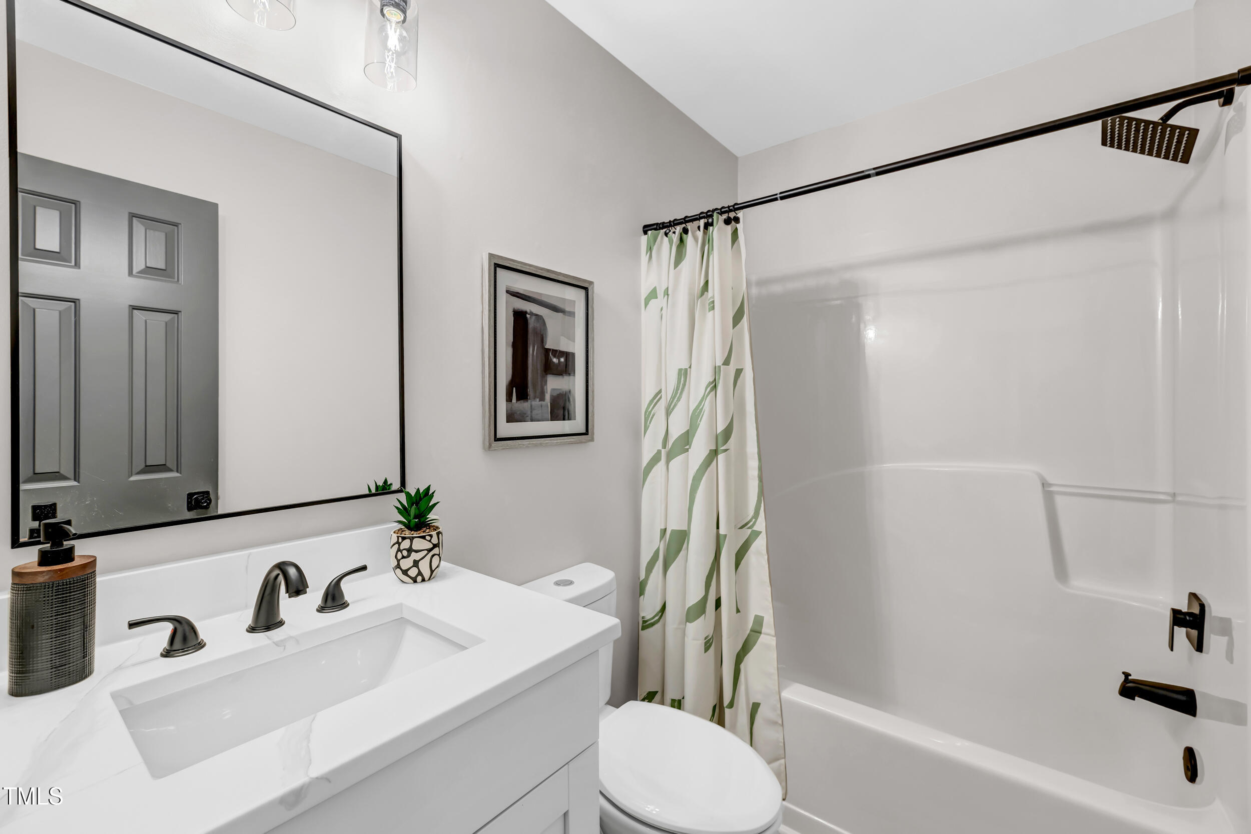 107 Ivy Hollow Court