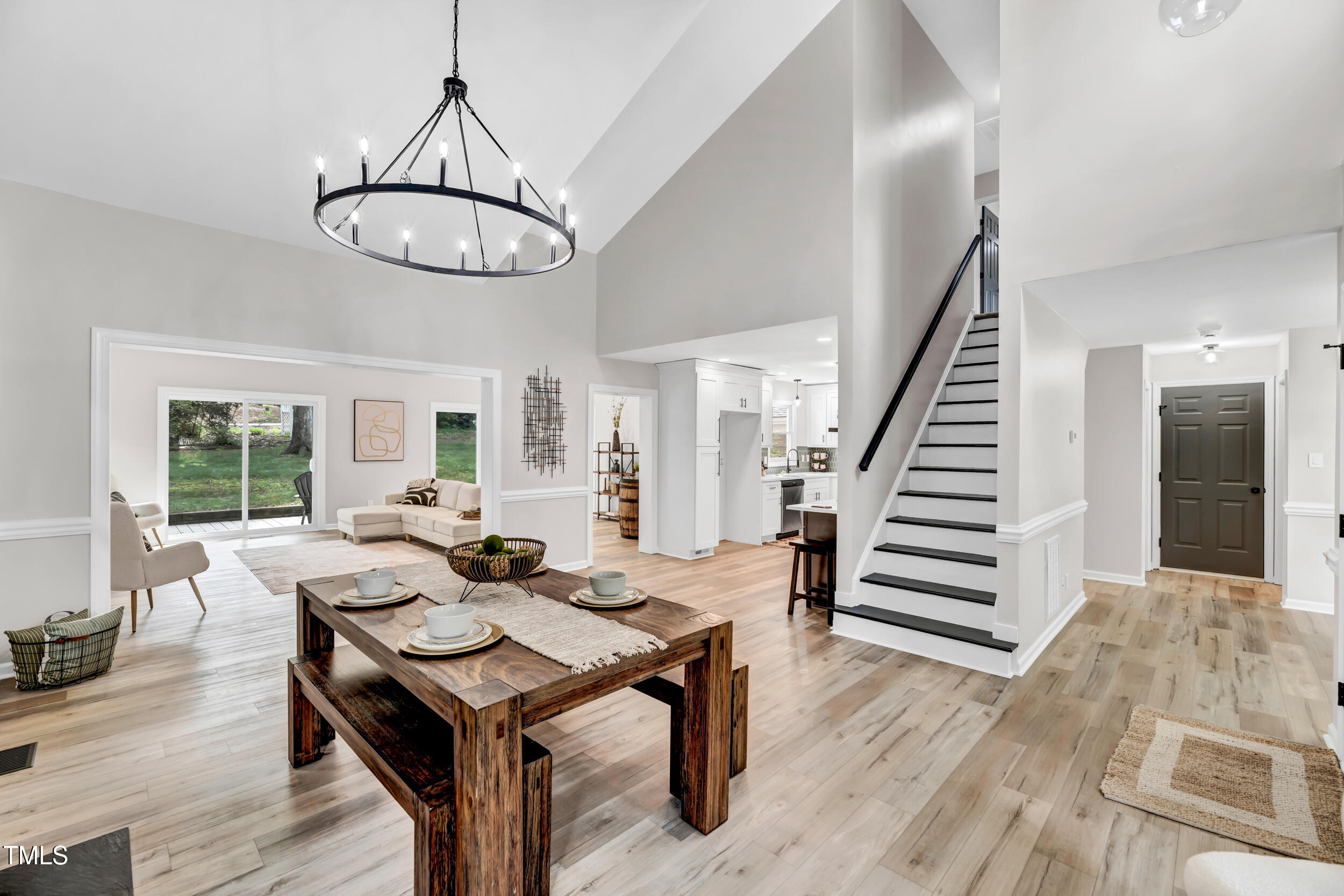 107 Ivy Hollow Court