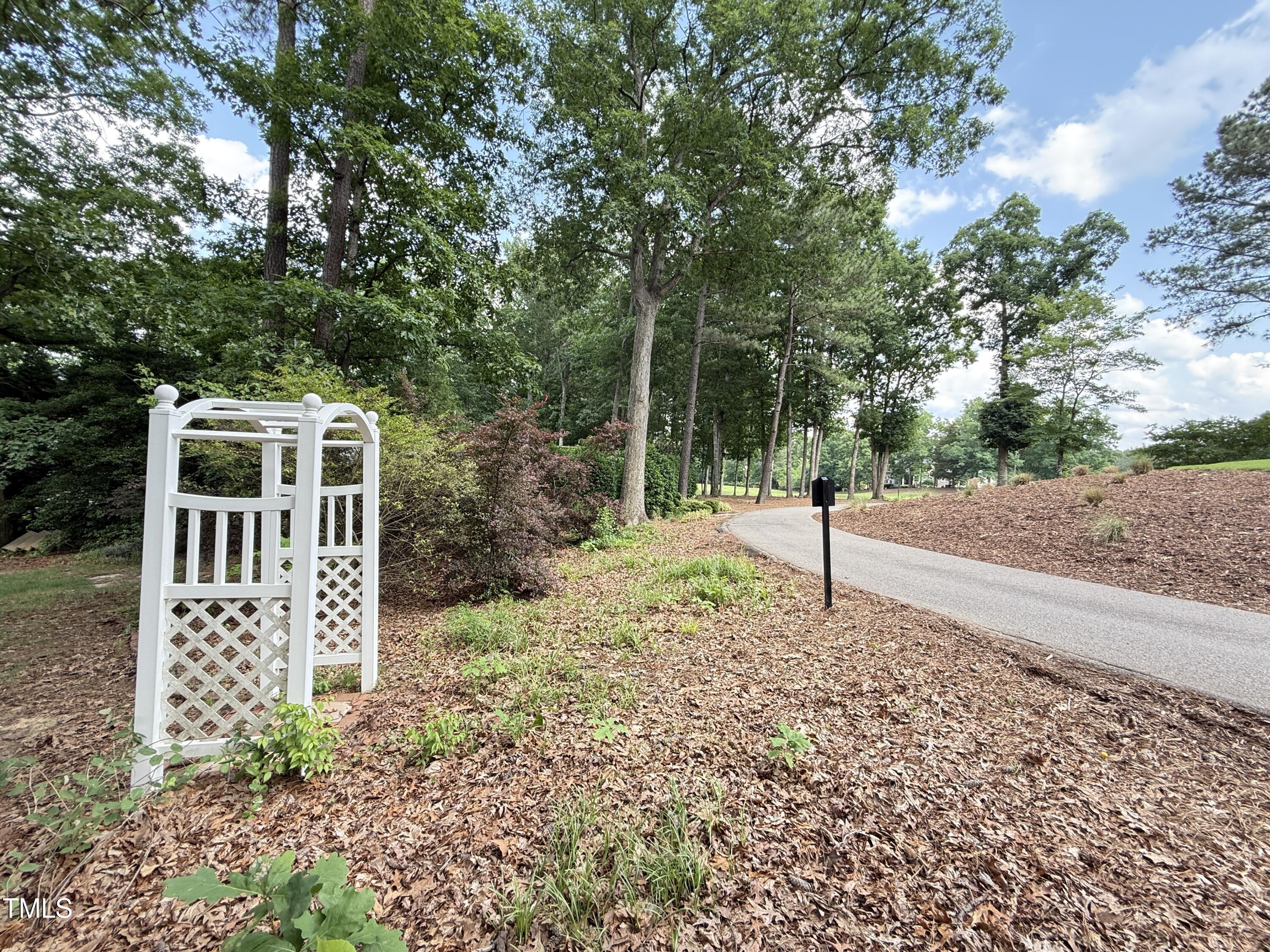 107 Ivy Hollow Court